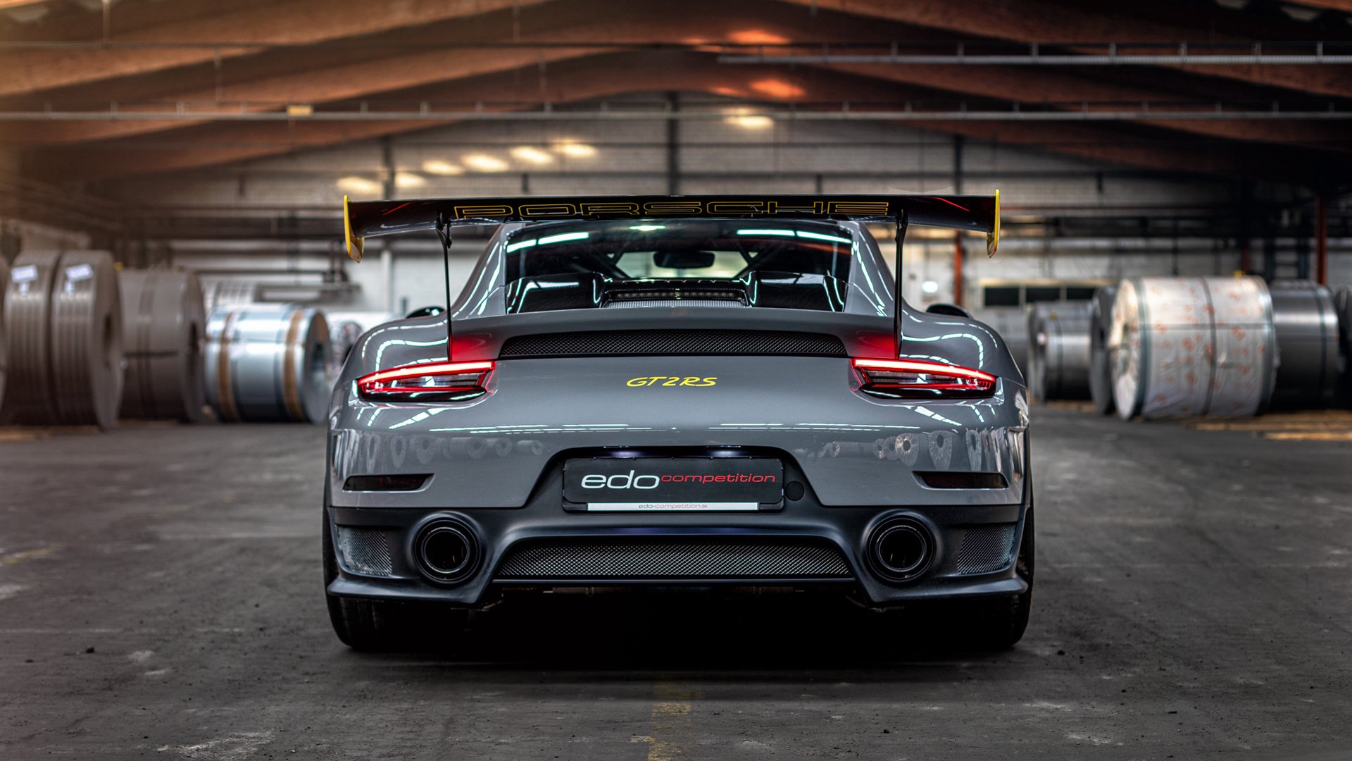 特色足球文化在海外推广,提升国家体育软实力,足球特色学校文化